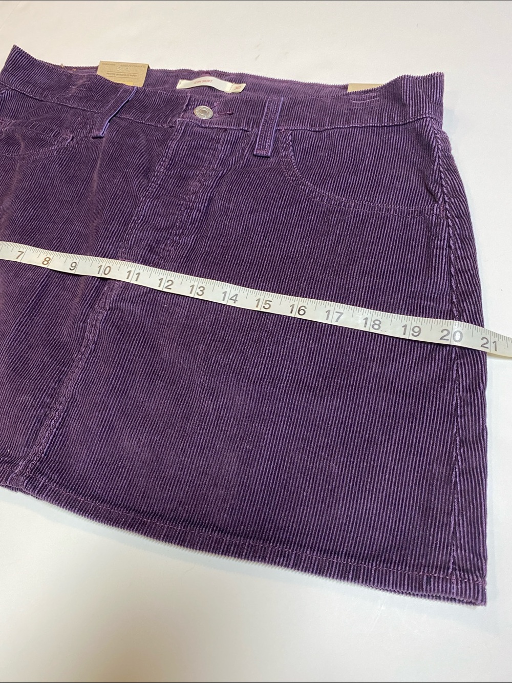 Levi’s SZ 30 Icon Dark Plum Corduroy Button Mini Skirt New D27e - Picture 7 of 11